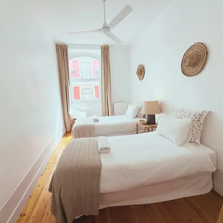 Mspc Chiado Premium Apartmán *